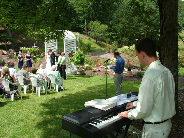 Garden_Wedding_Power_Supply