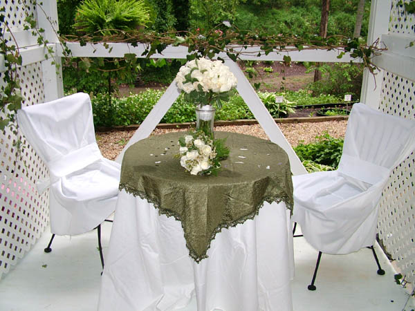 Reception_Bride_And_Groom_Table