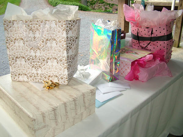 Reception_Gift_Table